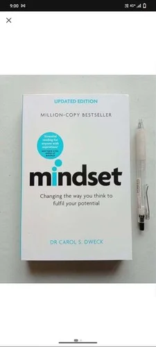 Mindset by Carol S. Dweck book cover